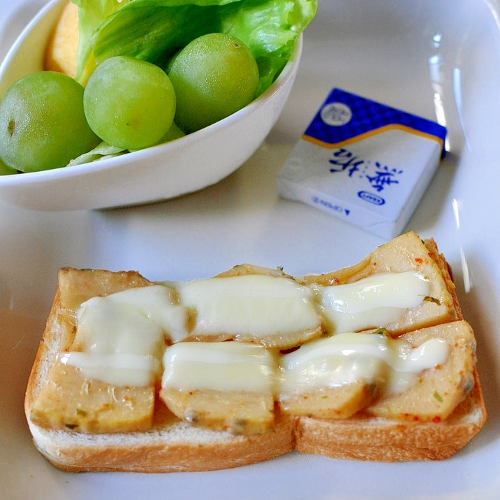 海苔佃煮とたけのこ土佐煮のチーズトースト